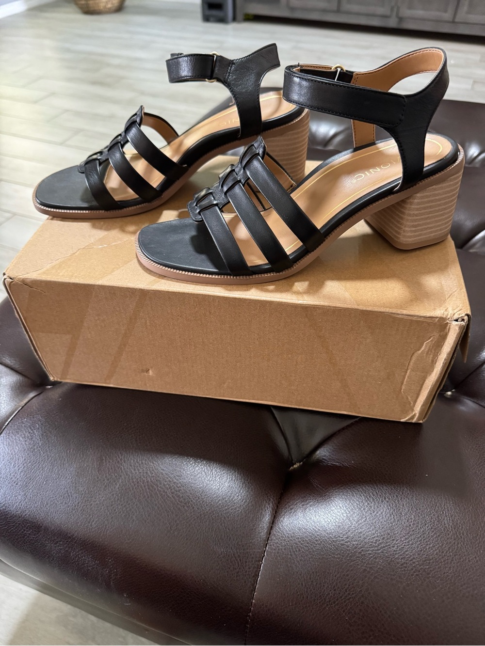 Vionic Black Strappy Block Heel Sandals with Tan Stacked Heel